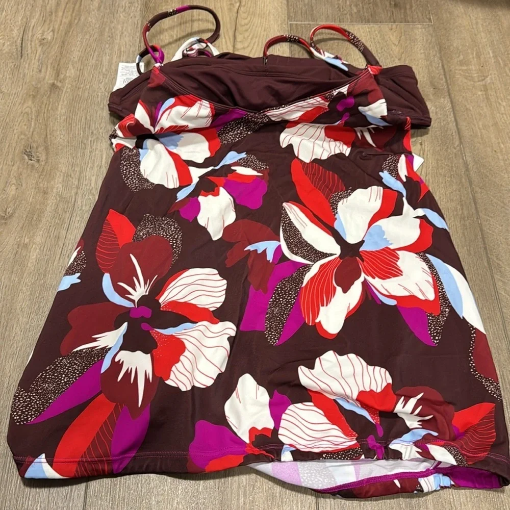 NWT! Athleta Seascape Blousy Printed Tankini - Size 36 B/C or 38 B/C 🏝️